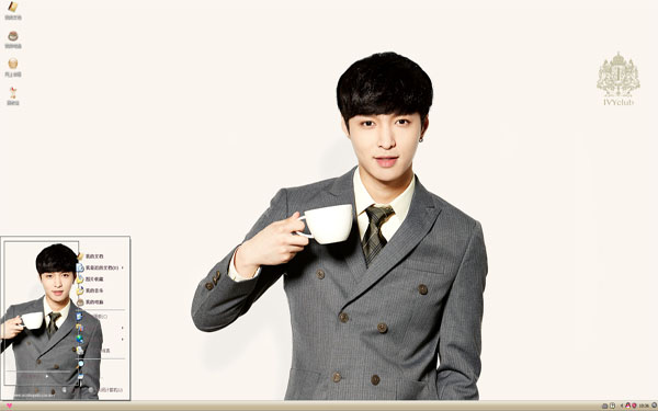 EXO�й�˧��������W8����